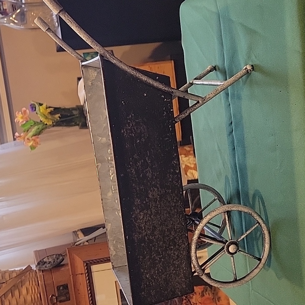 Pumpkin Pie Company Decorative Cart, Autumn Decor EUC - Picture 5 of 6